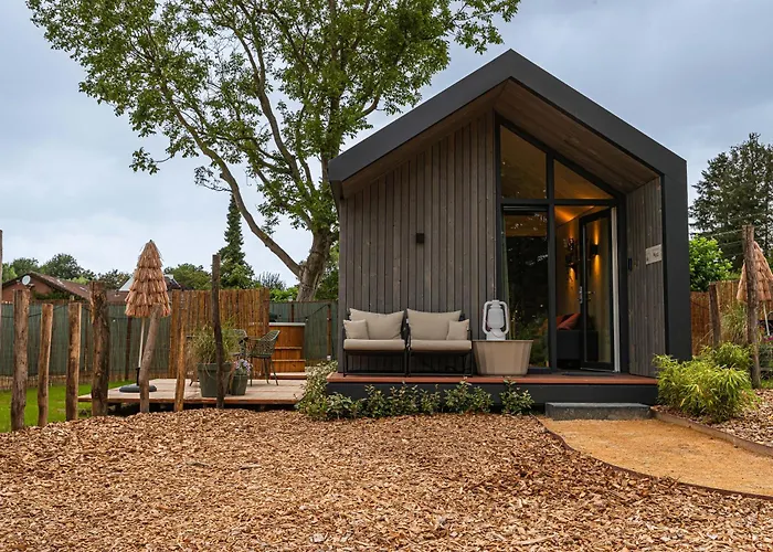 Tinyhouse 2 Pers Met Hottub
